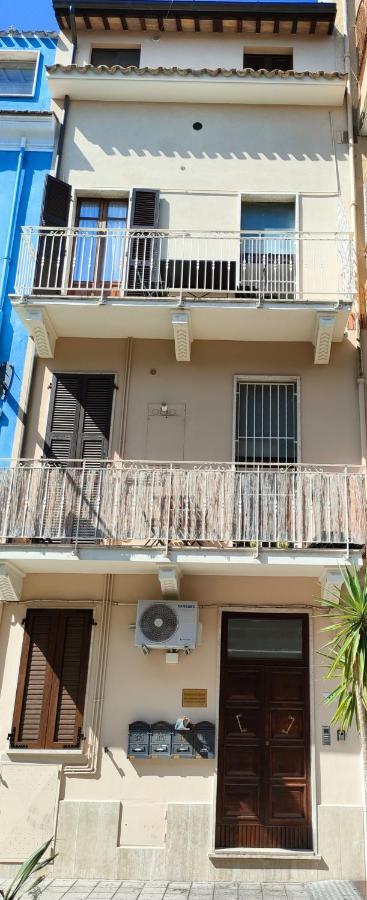 산베네데토델트론토 Da Paolo E Laura - In Centro A San Benedetto 아파트 외부 사진